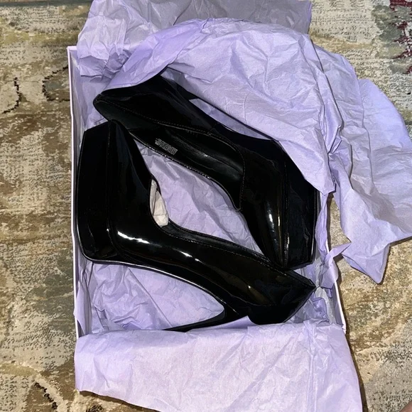 NIB MADDEN GIRL BLACK PATENT LEATHER STILETTO HEELS SZ 10 - Picture 6 of 9